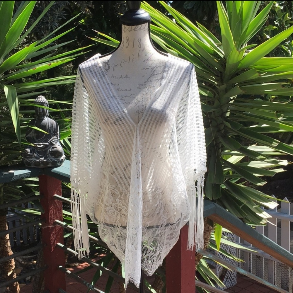 NEW Bohemian  White Fringe Kimono - Picture 6 of 8